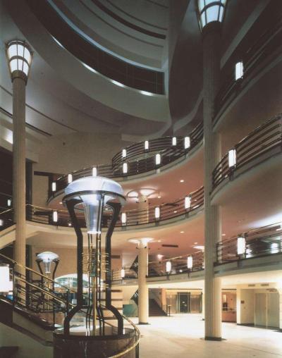 Hilton Palm Beach Airport