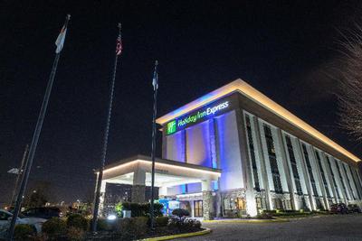 Holiday Inn Express Newark Airport Elizabeth