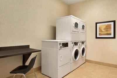 Hampton Inn & Suites Thousand Oaks, CA