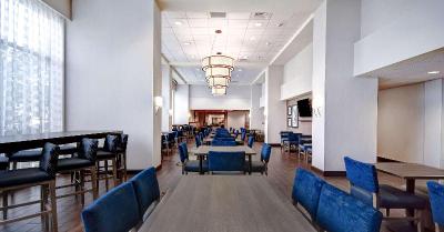 Hampton Inn & Suites Alexandria Old Town Area Sout