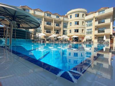 Club Karakas Apart Otel