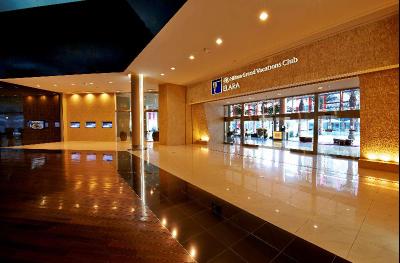 Hilton Grand Vacations Club Elara Center Strip
