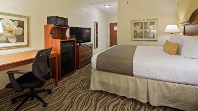 Best Western Plus Oak Mountain Inn