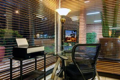 Best Western Royal Sun Inn & Suites