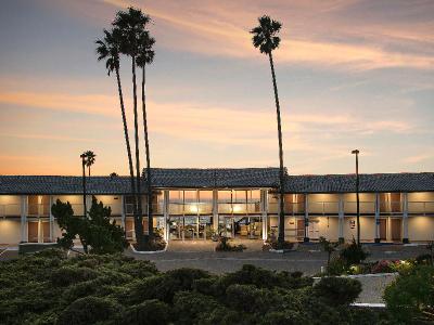 Shore Cliff Hotel