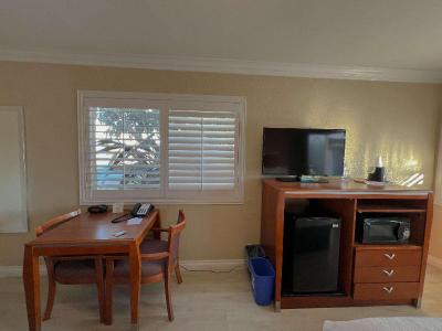 Best Western Tradewinds