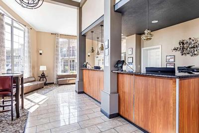 Best Western China Lake Inn