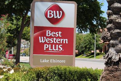 Best Western Plus Lake Elsinore Inn & Suites