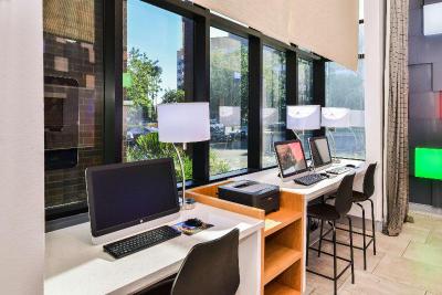 Best Western Meridian Inn & Suites, Anaheim-Orange