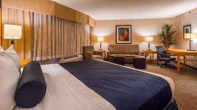 Best Western Plus Marina Gateway Hotel