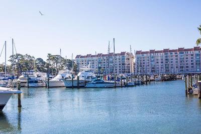 Best Western Plus Yacht Harbor Inn