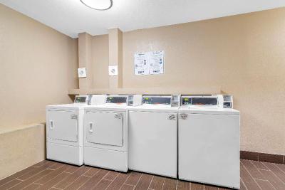 Best Western Mcdonough Inn & Suites