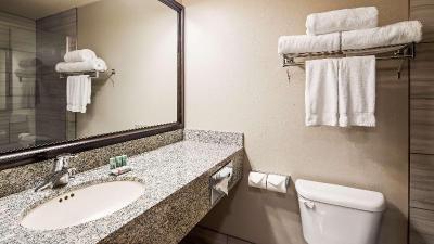 Best Western Plus Sawtooth Inn & Suites