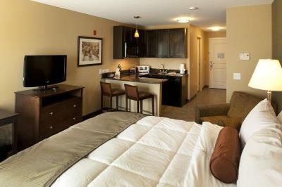 Best Western The Inn & Suites At Market Square