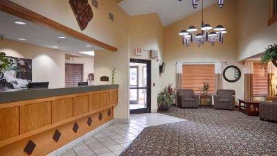 Quality Inn & Suites Lawrence