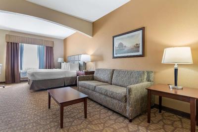 Best Western Plus Butterfield Inn