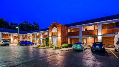SureStay by Best Western Kansas City Country Inn N