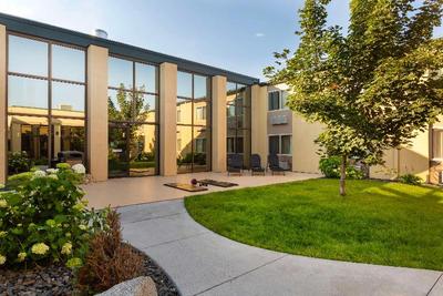 Best Western Plus Grantree Inn