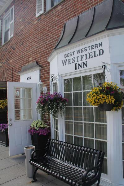 Best Western Westfield Inn