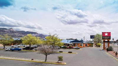 Magnuson Hotel Alamogordo Suites