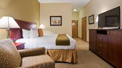 Best Western Plus Montezuma Inn & Suites