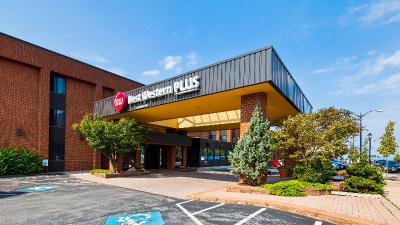 Best Western Plus Oswego Hotel and Conference Cent