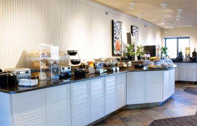Best Western Plus Oswego Hotel and Conference Cent