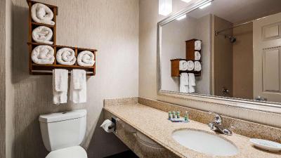 Best Western Cooperstown Inn & Suites