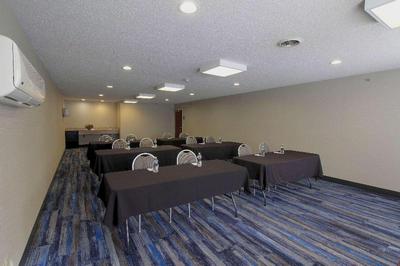 Best Western Liverpool-Syracuse Inn & Suites