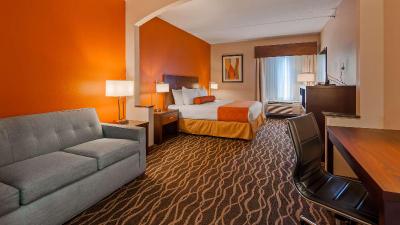 Best Western Plus Suites-Greenville