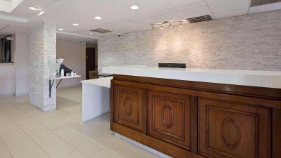 B/W Plus Huntersville Inn & Suites Near Lake Norma