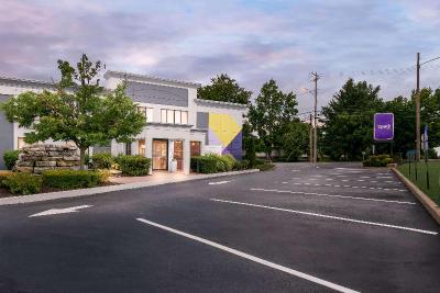 Spark by Hilton Hummelstown Hershey
