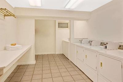 Travelodge by Wyndham Rapid City