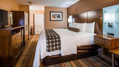 Best Western Plus Gen X Inn