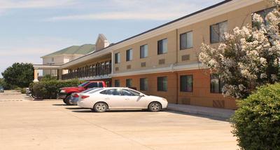Best Western Inn & Suites