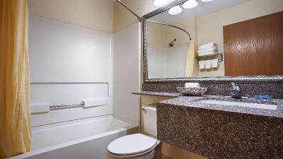 Best Western Roanoke Inn & Suites