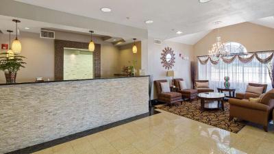 Best Western Roanoke Inn & Suites