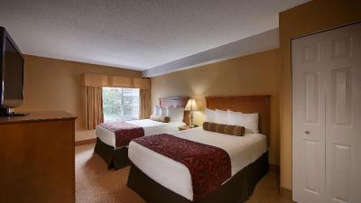 Best Western Plus Windjammer Inn & Conference Cent
