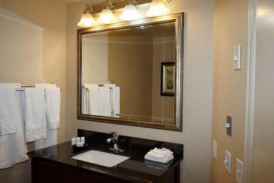 Wingate by Wyndham Bellingham Heritage Inn