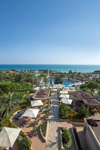 Crystal Tat Beach Golf Resort & Spa