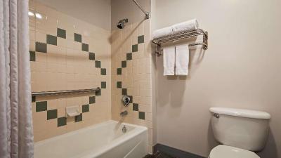 Best Western John Jay Inn & Suites