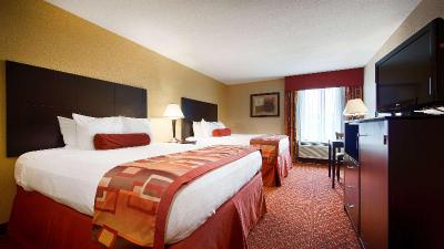 Best Western Plus Parkway Hotel