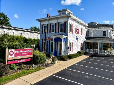 Best Western Plus Lawnfield Inn & Suites