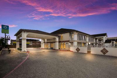 SureStay Hotel by Best Western Deer Park