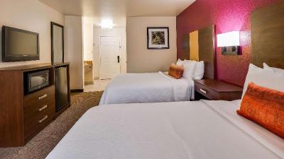 Best Western Pineywoods Inn