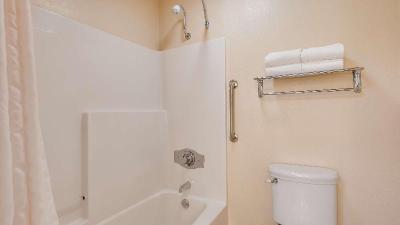 Best Western Pineywoods Inn