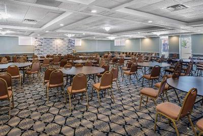 Wyndham Garden Kenosha Harborside