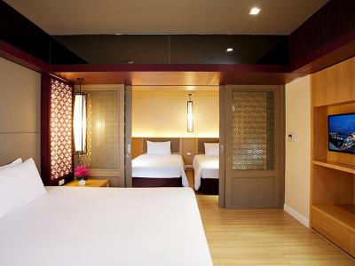 The Quarter Hualampong (formerly Prime Hotel)