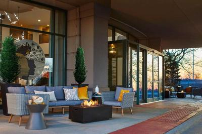 Renaissance Chicago Glenview Suites Hotel