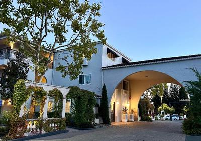 Best Western Dry Creek Inn
